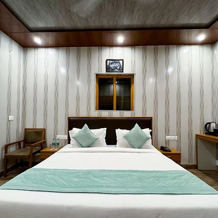 The White Oak Corbett Spa & Resort Rāmnagar Extérieur photo