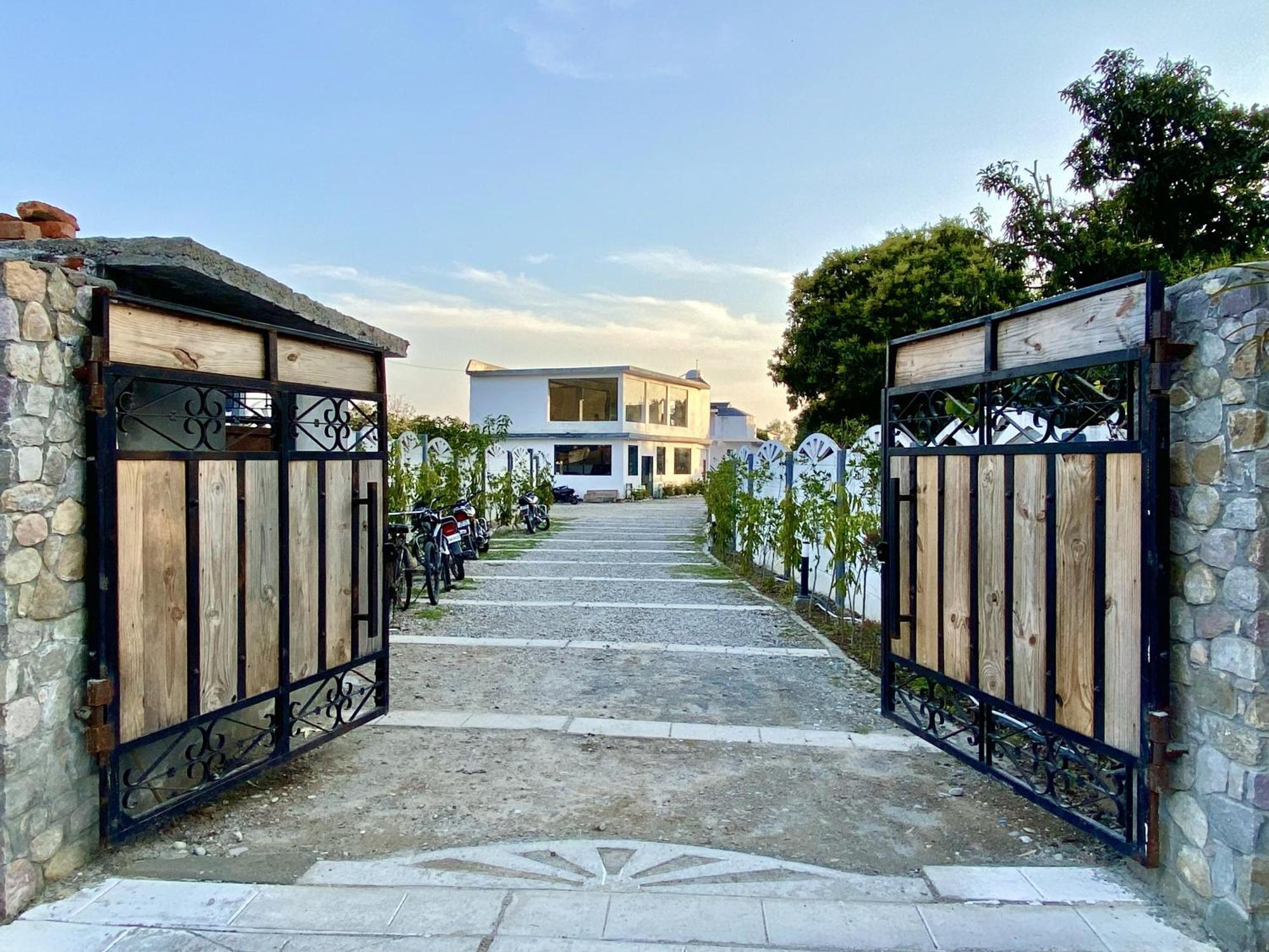 The White Oak Corbett Spa & Resort Rāmnagar Extérieur photo